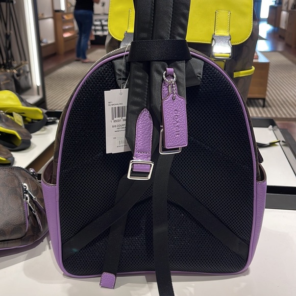 Coach Court Backpack In Signature Canvas
COLOR:
Silver/Brown/Iris
NWT - Picture 6 of 16